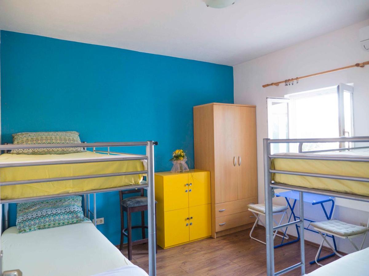 Hostel Kapa Хвар Экстерьер фото