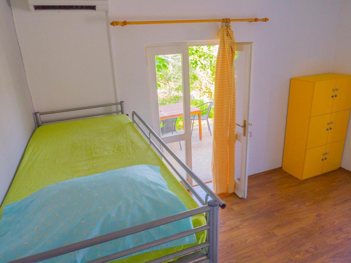 Hostel Kapa Хвар Экстерьер фото